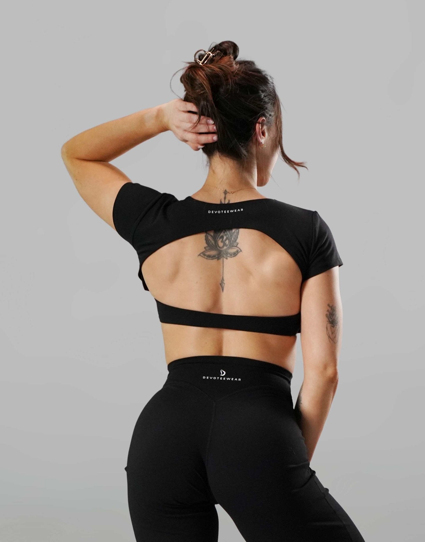 #color_Black