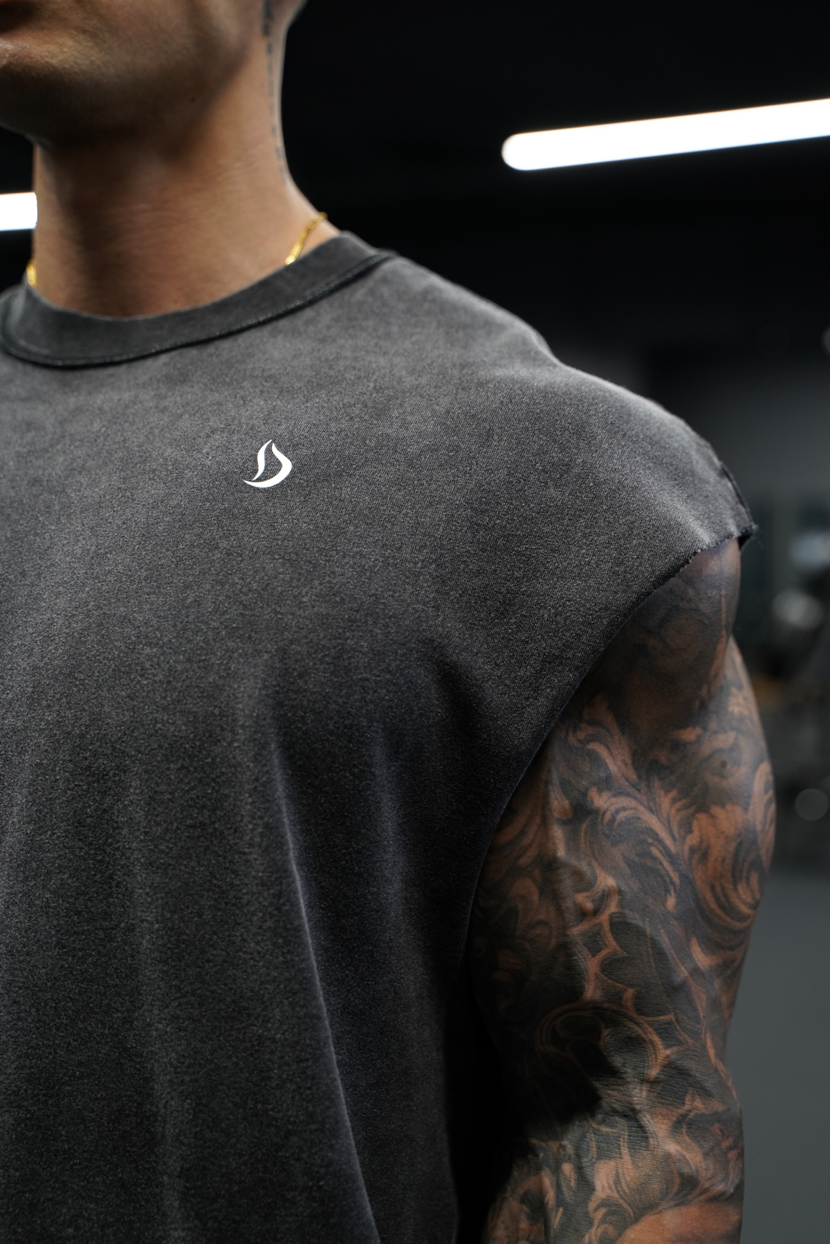 Reign Oversized Tank in acid-washed charcoal — 275gsm cotton, drop shoulder